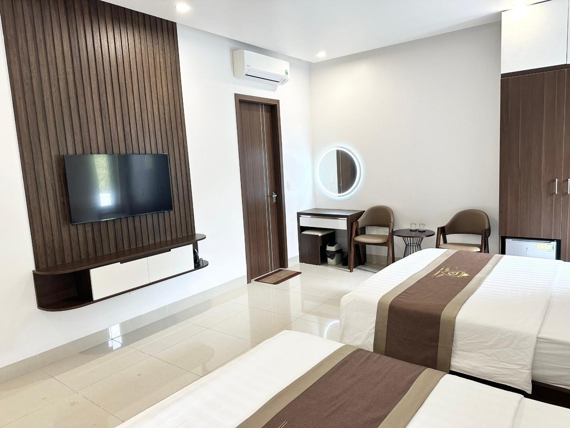Hotel Khach San Vu Duong Cat Ba Island Exterior foto